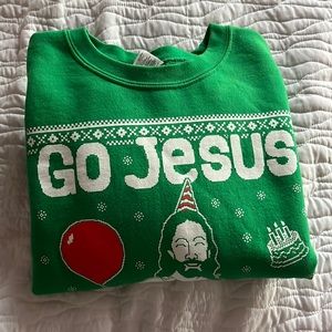 Christmas crewneck, size M